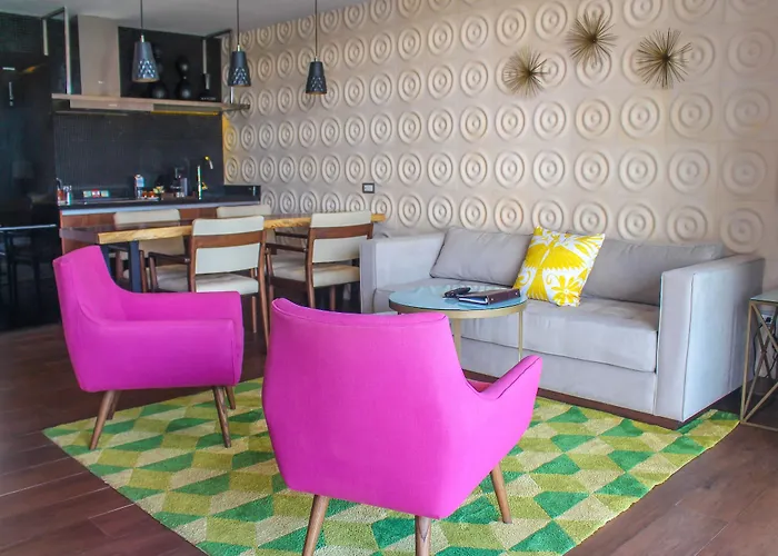 Hotel The Fives Downtown & Residences, Curio Collection By Hilton
