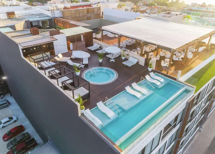 The Fives Downtown & Residences, Curio Collection By Hilton