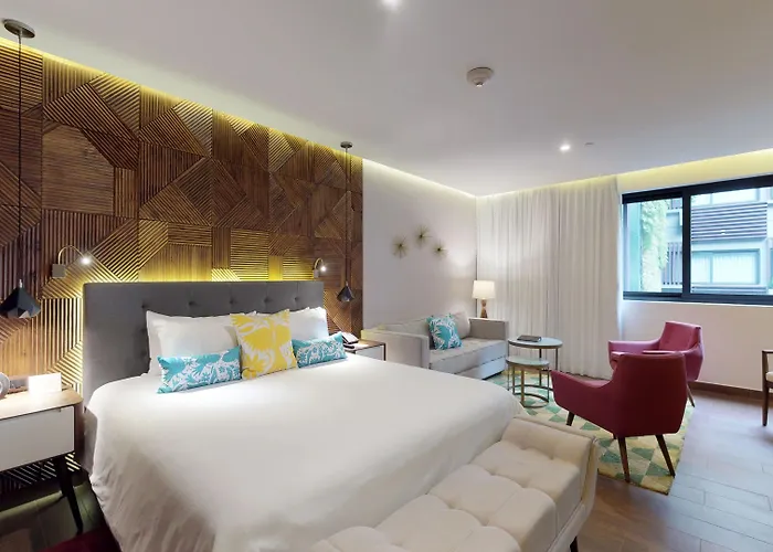 The Fives Downtown & Residences, Curio Collection By Hilton Hotel