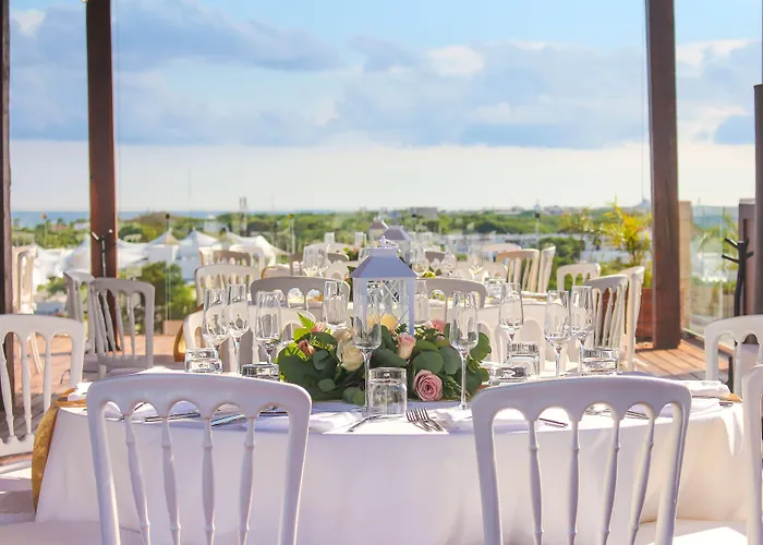 The Fives Downtown & Residences, Curio Collection By Hilton 4*