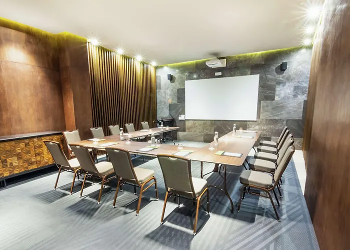 The Fives Downtown & Residences, Curio Collection By Hilton 4* Playa del Carmen