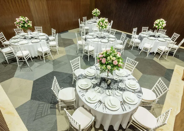 The Fives Downtown & Residences, Curio Collection By Hilton Playa del Carmen