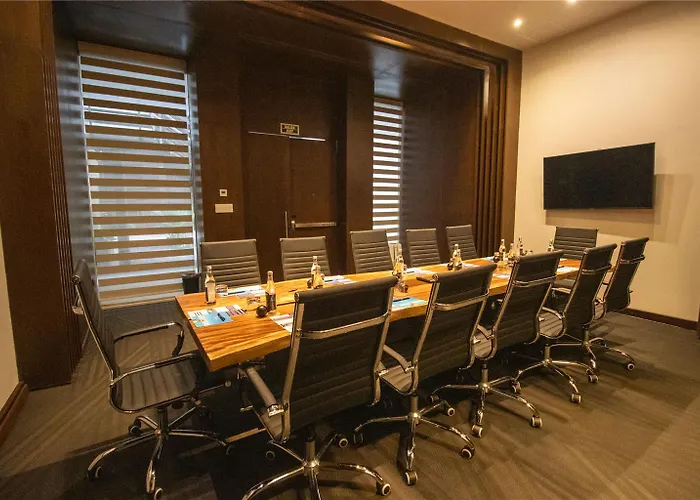 The Fives Downtown & Residences, Curio Collection By Hilton Hotel Playa del Carmen