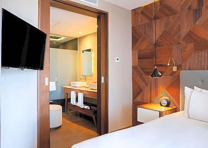 Hotel The Fives Downtown & Residences, Curio Collection By Hilton Playa del Carmen