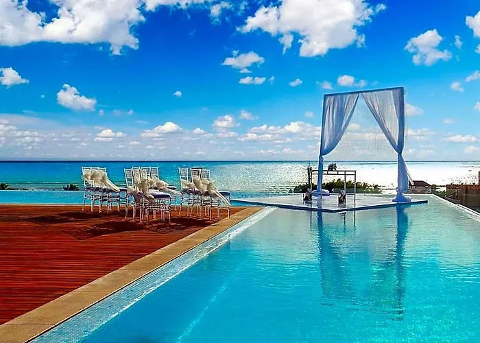 The Fives Downtown & Residences, Curio Collection By Hilton Hotel