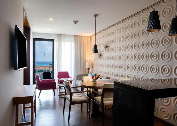 The Fives Downtown & Residences, Curio Collection By Hilton Playa del Carmen