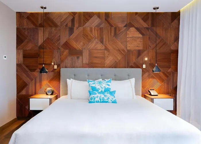 The Fives Downtown & Residences, Curio Collection By Hilton Hotel Playa del Carmen